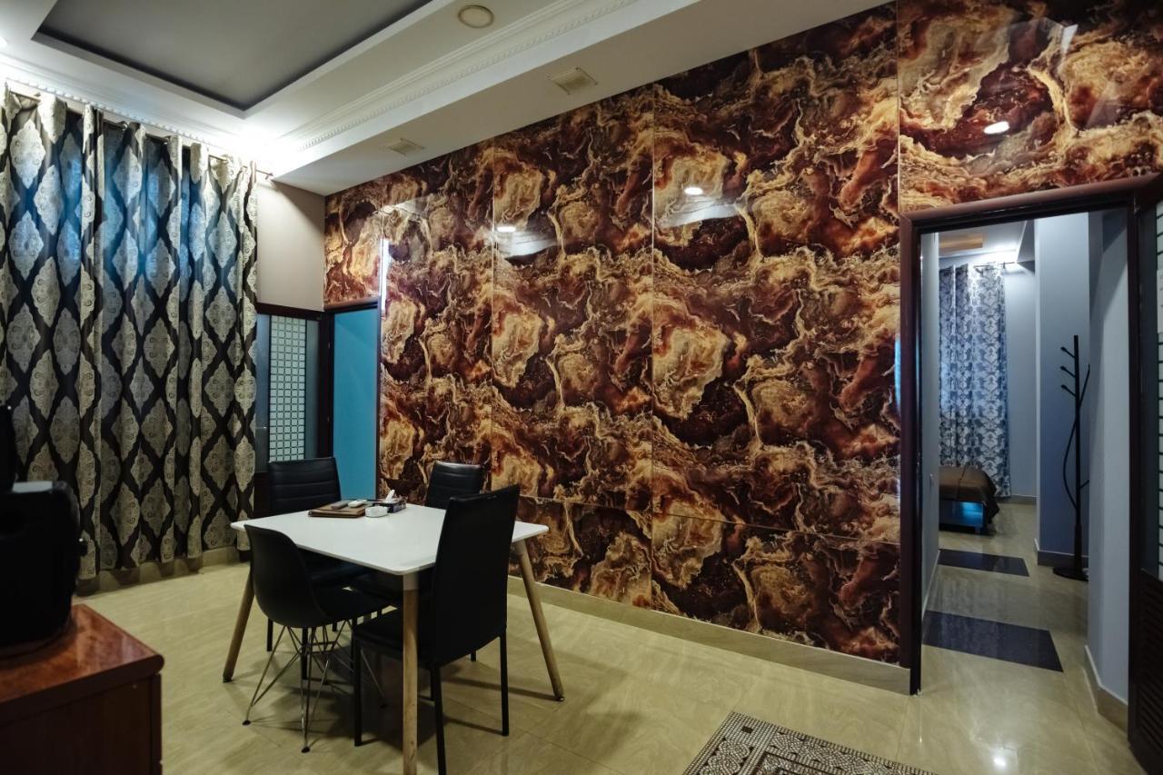 Golden Seconds Hotel Yerevan Exterior photo